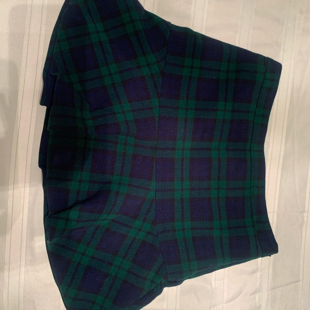 Vineyard vines plaid mini skirt 6